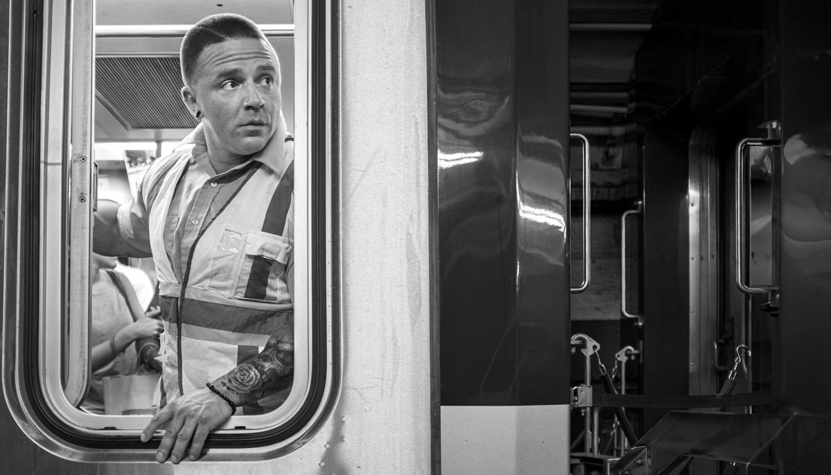 bobcooley's tweet photo. Station Check
#FujiX100F
1/60@ƒ/2-ISO640

#conductor #subwaystories #eyes #streetstyle #subway #NJPATH #documentary #photojournalism #candid #streetphotography #GreenwichVillage #WestVillage #bobcooley #Fujifilm #Fuijacros #citylife #blackandwhite #bw_people #NewYorkStories https://t.co/1Cim6RCXkf