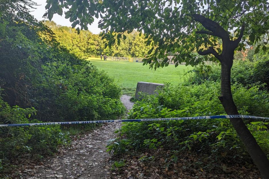 new_forest_post's tweet photo. This is why Nursling Recreation Ground was cordoned off https://t.co/DNUFiS84gG https://t.co/MhSURgqw8M