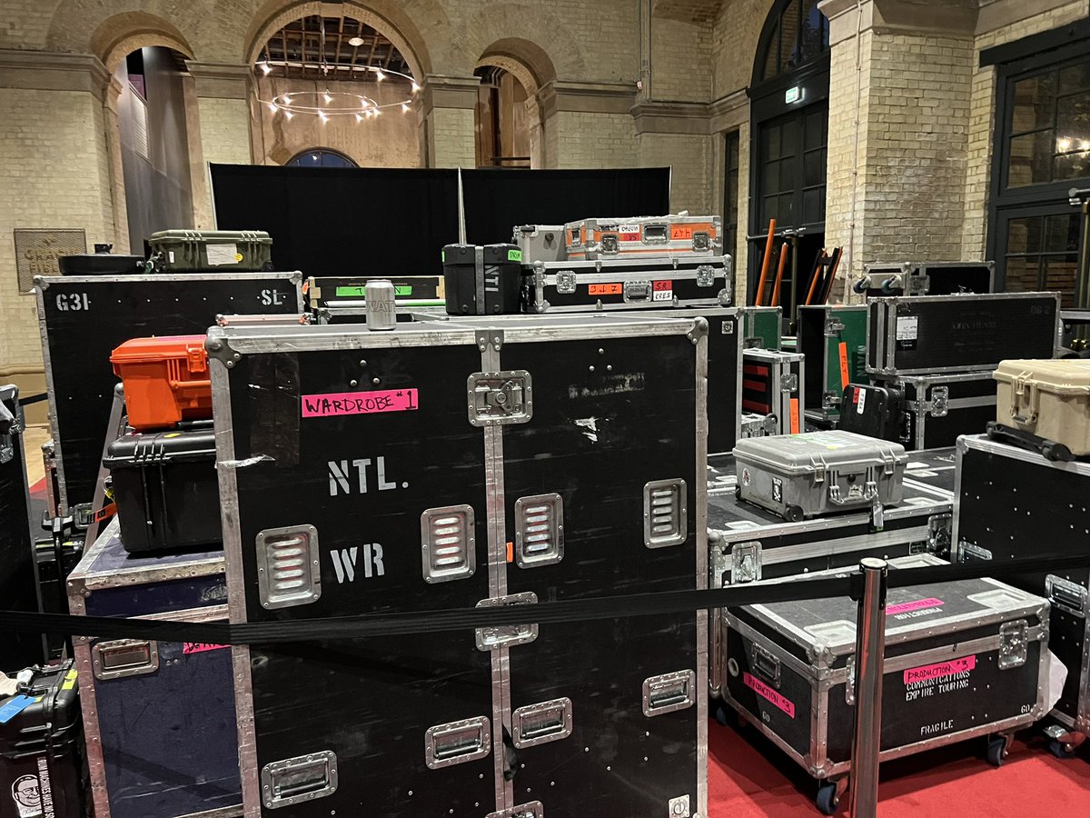 Thanks to <a href="/BBCLater/">Later...with Jools Holland on BBC Two</a> for an amazing night of music 🔈🙌❤️

#SoundSkool