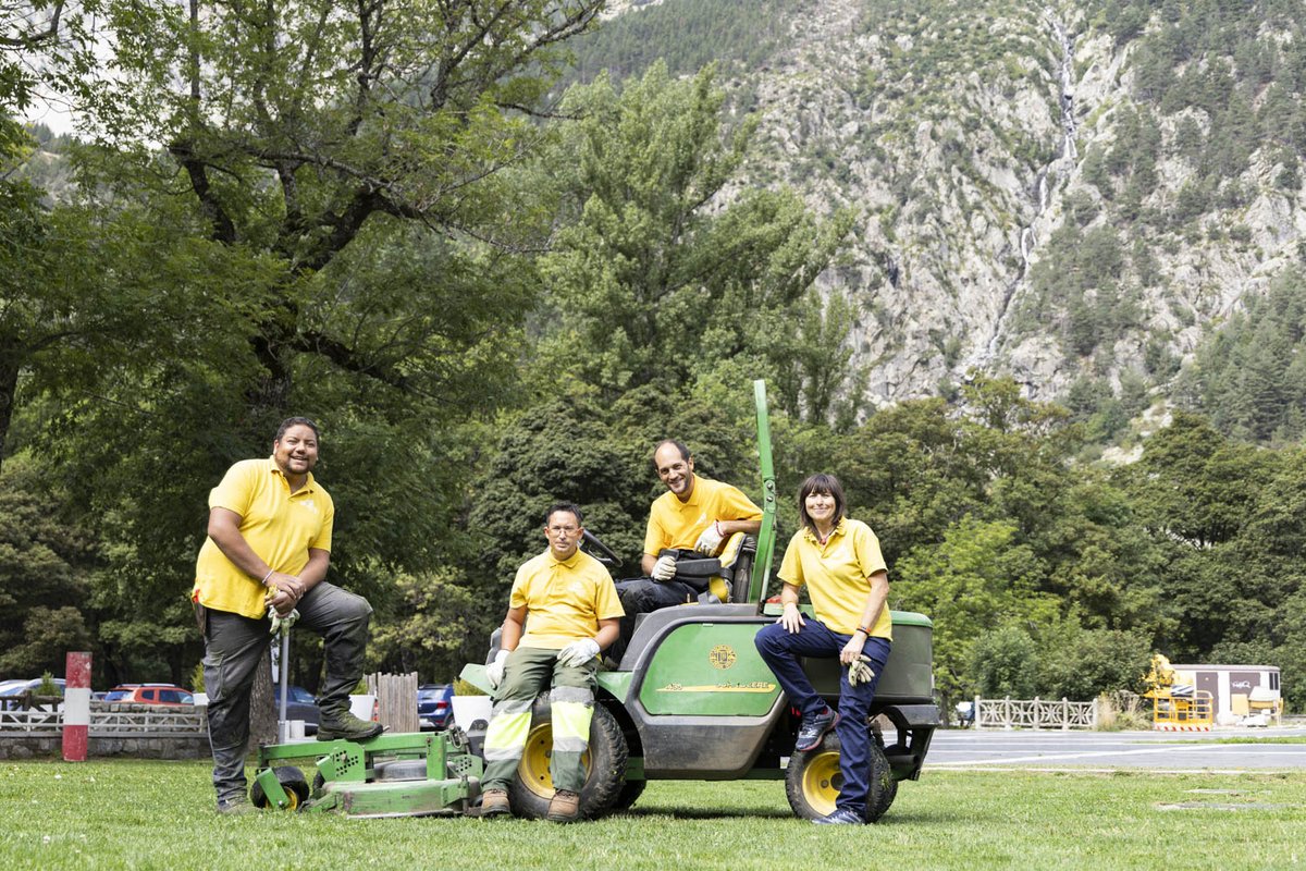 Valentia (@valentiaorg) on Twitter photo El #Pirineo apuesta por la #jardineríasocial de #ValentiaEmplea.
El <a href="/AytoJaca/">Ayuntamiento de Jaca</a>, la #ComarcadelAltoGállego y el <a href="/BalneaPanticosa/">Balneario Panticosa</a>, han contratado los servicios de #ValentiaEmplea para el cuidado de los espacios
naturales y las #zonas verdes. El #Pirineo apuesta por la #jardineríasocial de #ValentiaEmplea.
El <a href="/AytoJaca/">Ayuntamiento de Jaca</a>, la #ComarcadelAltoGállego y el <a href="/BalneaPanticosa/">Balneario Panticosa</a>, han contratado los servicios de #ValentiaEmplea para el cuidado de los espacios
naturales y las #zonas verdes.