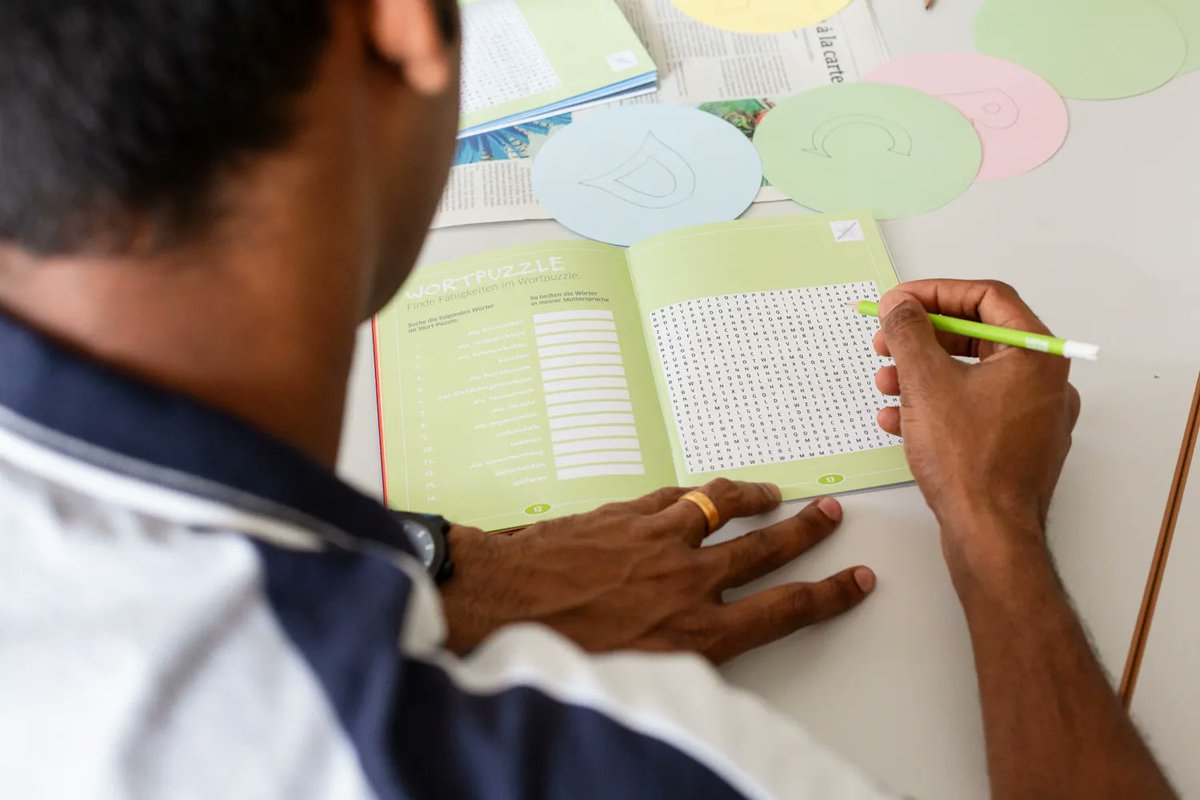 jaynelloyd's tweet image. In June I was really pleased to work with the fantastic @GI_London1 to compile a new set of promotional images including interiors, a sense of what it is like to be in a class and staff portraits.

Find out more and see some of the photographs: buff.ly/3LD4JVX