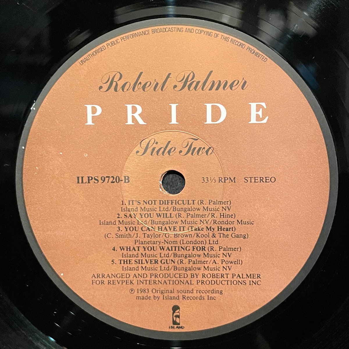 ほなLPいこか
ROBERT PALMER / PRIDE [’83 Island Records --- ILPS 9720]
#RobertPalmer #pride #WhatYouWaitingFor #vinylbar #musicbar #レコードバー #mhc26092023
youtube.com/watch?v=FL95ua…