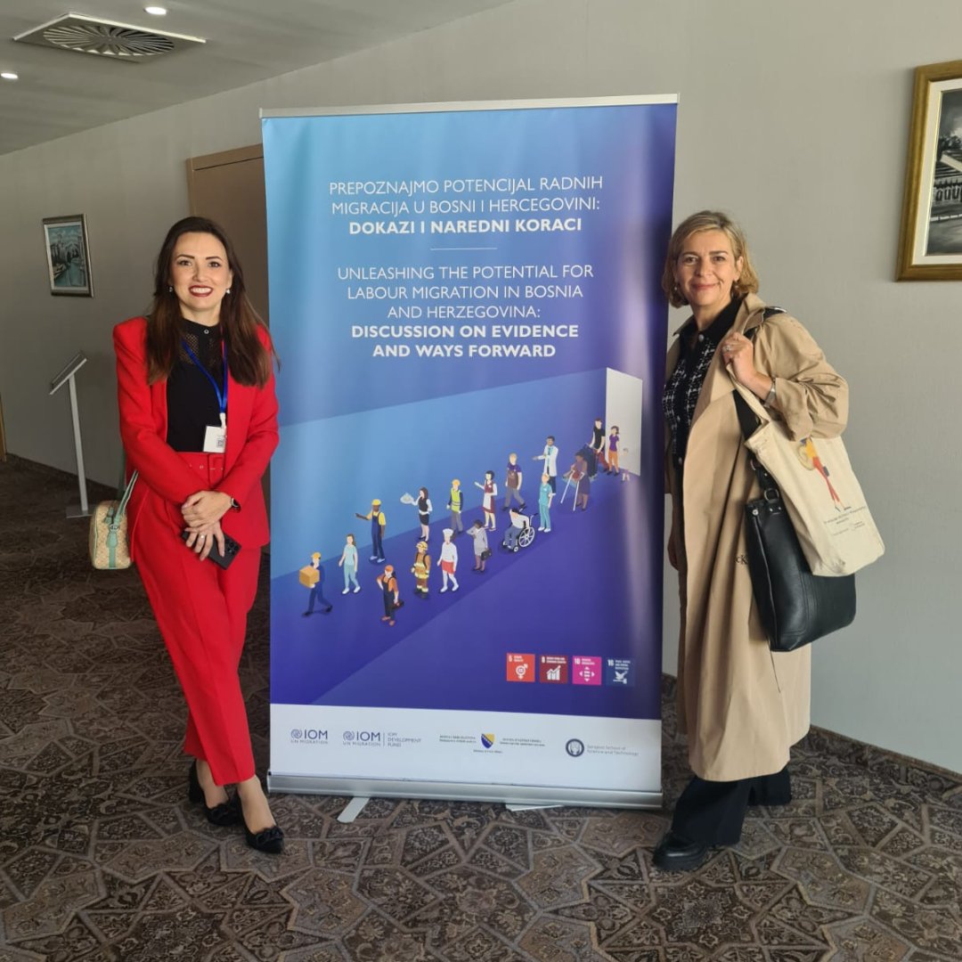 rccESAP's tweet photo. Wherever the #employment is discussed, @rccint's #ESAP2 connects with partners!🤝@RatkaBabic met Tamara D. Mitrović, Brcko District #PES Director, at @IOMBiH's excellent Labor Migration Potential conference. Kudos to @IOMBiH for bringing this very important topic to the table👍 https://t.co/9U9M2hXvxA