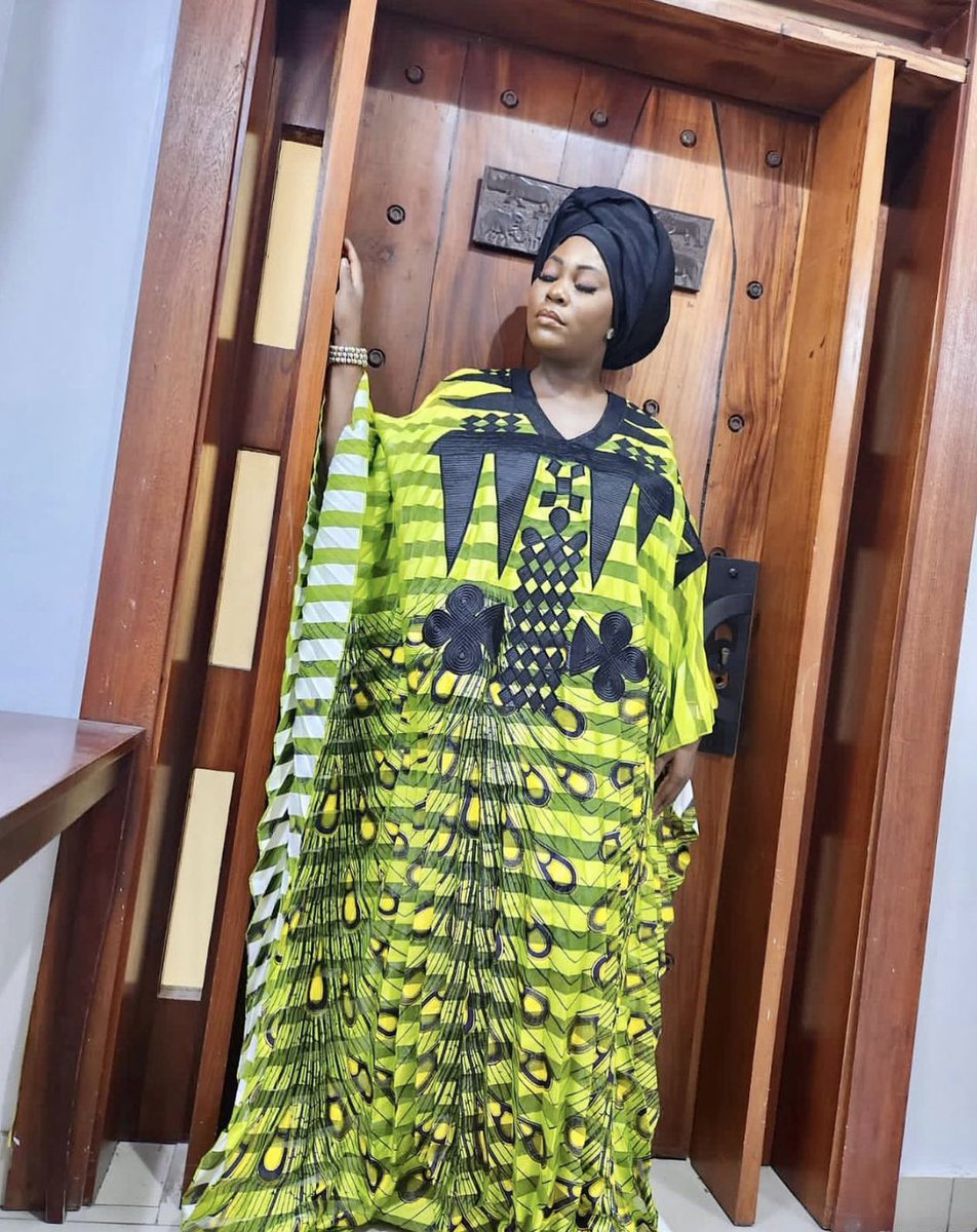 patrickayanski's tweet image. Step out looking classy today in our beautiful ribbon organza pleated kaftan 

It’s easy to wear, classy, sophisticated and comfortable 

Place your orders online via DM, or walk into any of our stores to purchase #PatrickAyanski #AyanskiFabrics