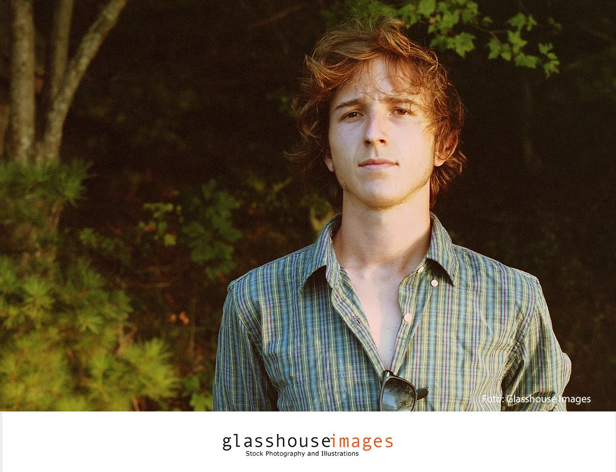 Glasshouse Images, founded in 2003 by New York commercial photographer Spencer Jones, is a stock photo agency catering to a select group of creatives who are always looking for exceptional and distinctive imagery.
👉 tinyurl.com/ybcn24b9