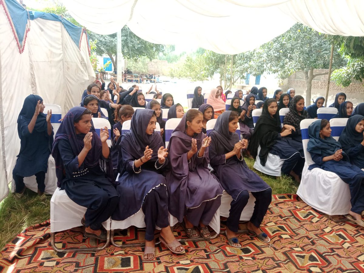 RWO organized the tutorial activity at school Basti Islampura Multan, Pakistan. In this activity, students played the role on Inheritance rights in which students wrote the script on the Inheritance rights.
@OxfaminPakistan 
@GAC_Corporate 
@CanHCPakistan 
#inheritancerights