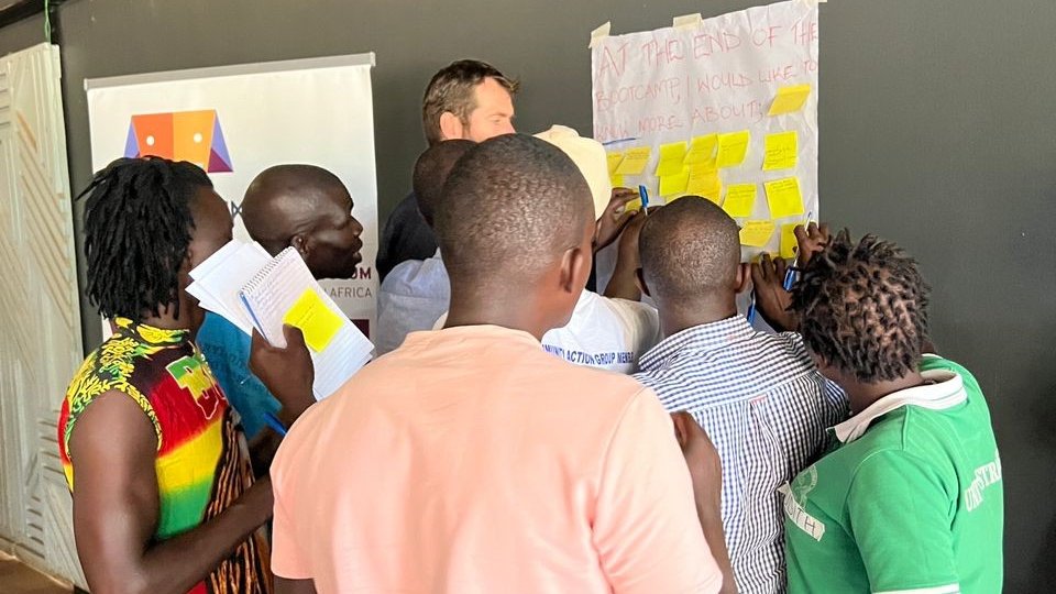 EyeOpenerWorks's tweet photo. Awesome #communitytourism initiatives coming your way! 2-week bootcamp for 24 providers from LakeMburoNP🦓MurchisonFallsNP🐘KidepoValleyNP🐃to professionalize products &amp; conserve landscapes.@karatungatours @USAIDUganda @RTI_Intl  #ExploreUganda #sustainabletourism #activelearning https://t.co/89d5zTeAtO