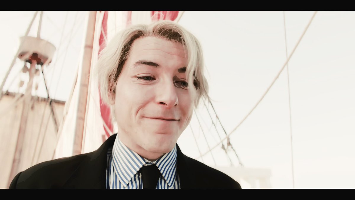 ⠀ 

“ …. ” ยืนเหม่อมองทะเล เพราะเพิ่งโดนคุณนามิไล่ออกจากเรือ

⠀