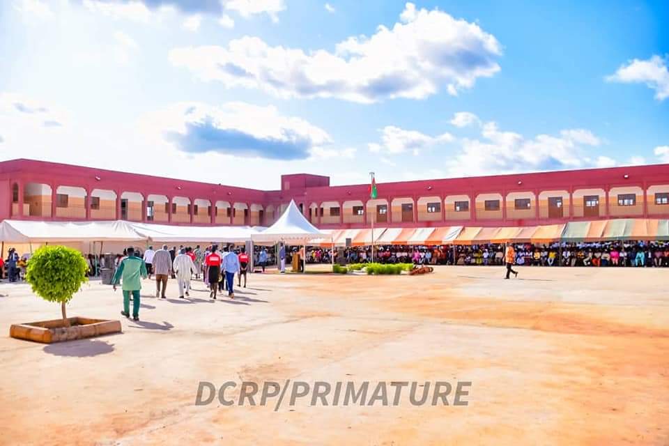 sigbf's tweet photo. #Inauguration du Groupe scolaire et universitaire Norbert Oula Coulibaly : Le Premier ministre appelle à la prise en compte du caractère social et non lucratif de l’éducation

Lire👇👇👇
https://t.co/8ZWIleUlUa

#Com_Gouv_BF 
#SIGBurkina 
#BurkinaFaso https://t.co/GOmlLOcsS0