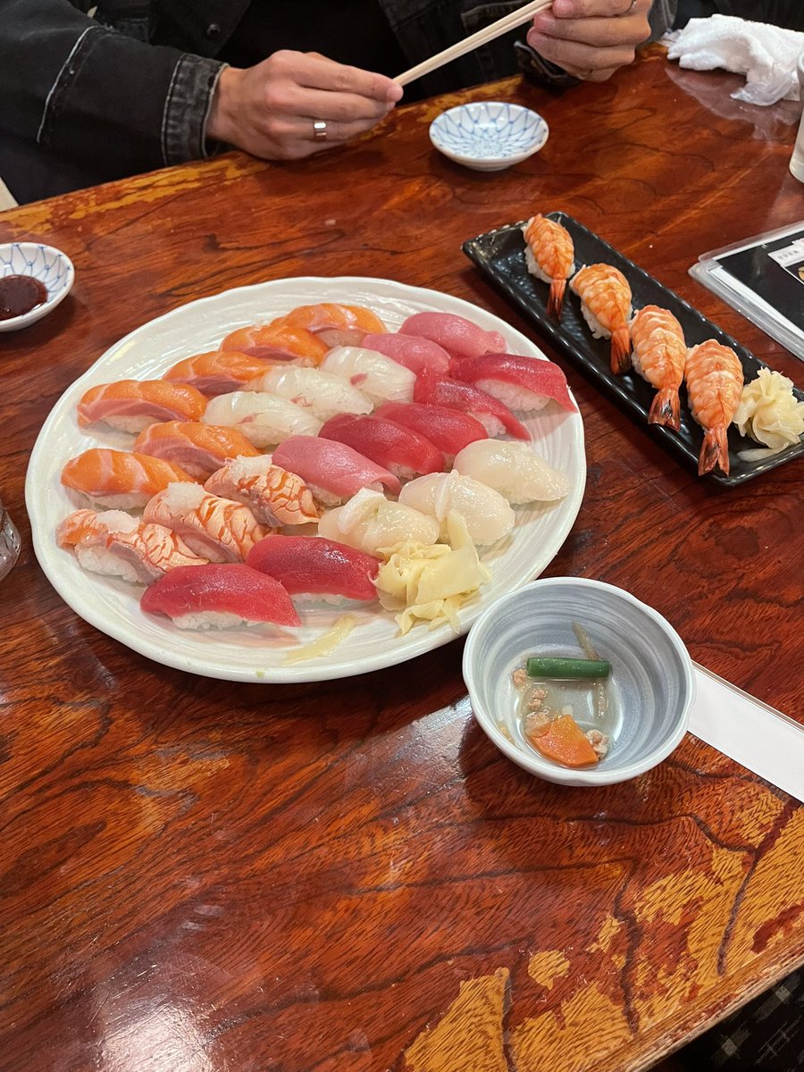 GabeLashley00's tweet photo. Had an incredible time in Japan so glad to be back in Toronto now https://t.co/JEIKF1KYwy