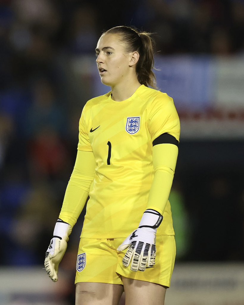 Super Lucy Thomas in goal! 🎶 Our no.1 kept a clean sheet in England Under-23s 3-0 win against Belgium last night. 🏴󠁧󠁢󠁥󠁮󠁧󠁿