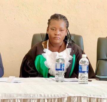 femalestudents's tweet photo. Thumps up @annasande422831 this is commendable. #SheLeads #BreakingPatriachalChains #SmartGirlsRule @WCOZIMBABWE @crisiscoalition @MwanasikanaW @wlsazim @GenderZimbabwe @EverniceMunando @awdf01 @Afrikagrupperna @FemnetProg https://t.co/nxUr3P2zQK