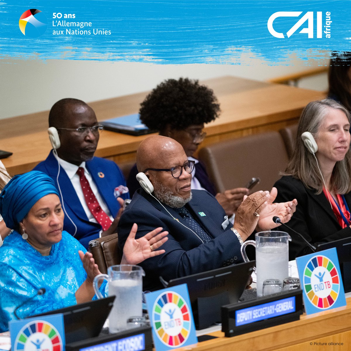 CAI_Afrique's tweet image. Pendant la #HighLevelweek, 3 réunions de haut niveau ont eu lieu sur le renforcement des systèmes de santé ds le monde🌍

L&apos;Allemagne🇩🇪 soutient la lutte contre des maladies comme: #tuberculose, #sida &amp;amp; #paludisme via le @GlobalFund dont elle est l&apos;un des principaux donateurs
1/2