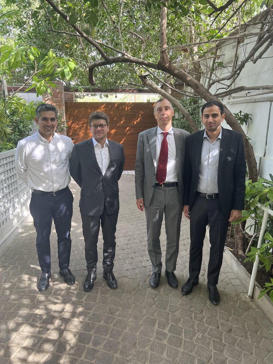 danilogiurdanel's tweet photo. With @cesispa doing business in #Pakistan 🇵🇰. Many economic opportunities in this Country remain unknown due to wrong perceptions but we do strive to promote bilateral #trade! @ITAtradeagency @ItalyinKarachi 🇮🇹 https://t.co/J5s3eSfHq4