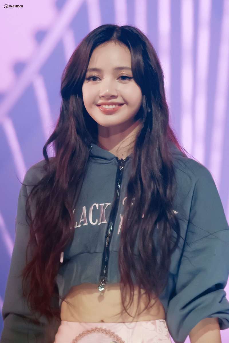 babymoon0327's tweet photo. (hq) 230917 seoul encore d-2 🥹
#블랙핑크 #리사 #BLACKPINK #LISA https://t.co/LZIRlcEpJY