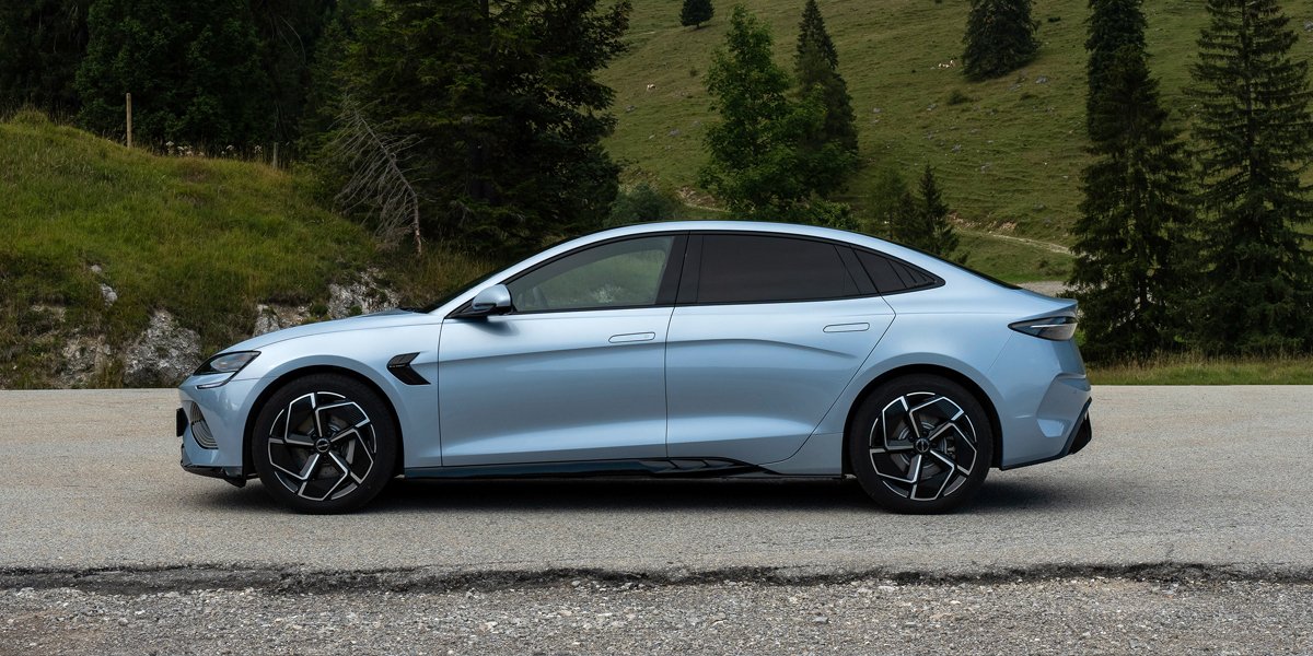 GoGreenLeasing's tweet image. The new #BYD Seal saloon is expected to rival established EVs when it arrives in the UK. 🌊

Read about the new EV here &amp;gt; gogreenleasing.co.uk/blog/new-byd-s…

See our Seal pricing here &amp;gt; gogreenleasing.co.uk/car-leasing/by…

#EV #Leasing