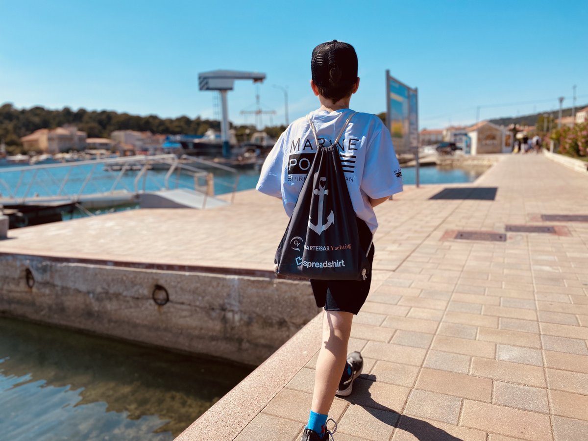 spread_group's tweet image. Children in need going on a #sailing trip - Sail for Kids makes it possible! While enjoying life at sea and fun activities, Spreadshirt has equipped the young sailors by #sponsoring shirts, caps and bottles. We love to support this #goodcause! More info: sailforkids.org