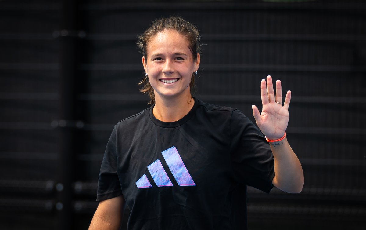 DARIA KASATKINA 2 - Página 9 F68uK6_XkAAWX7K?format=jpg&name=medium