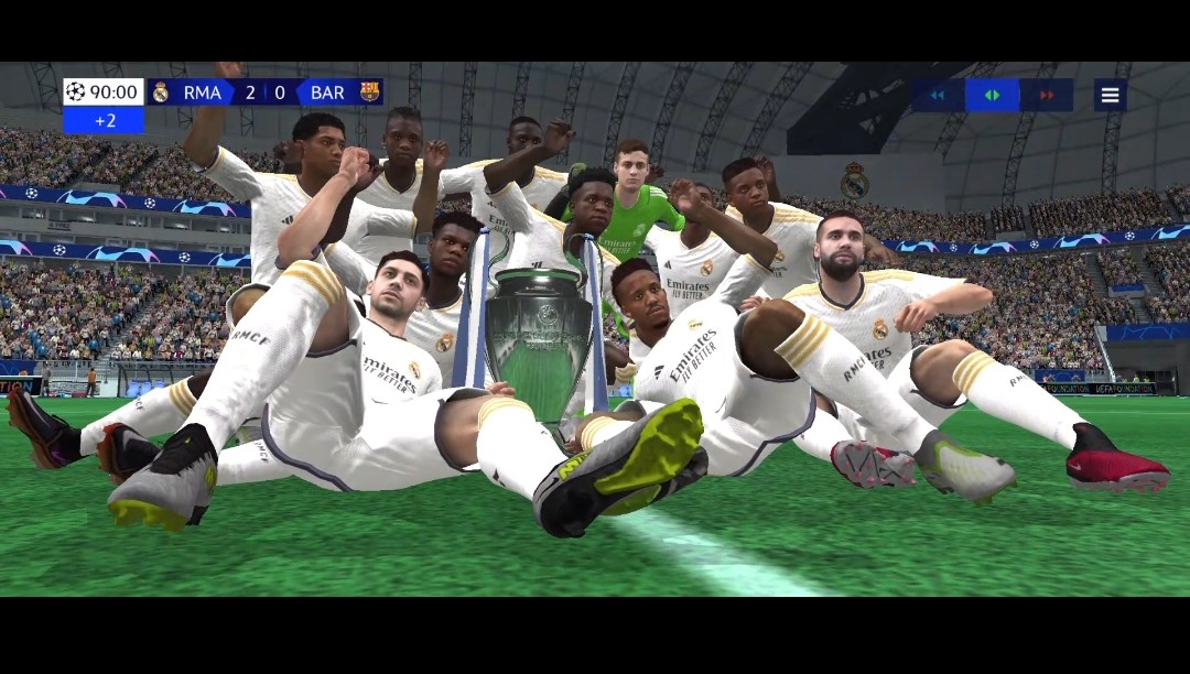 JosephIbrahimu9's tweet photo. Real Madrid 2 vs 0  Barcelona champion league fc mobile https://t.co/SzEkX21zQO