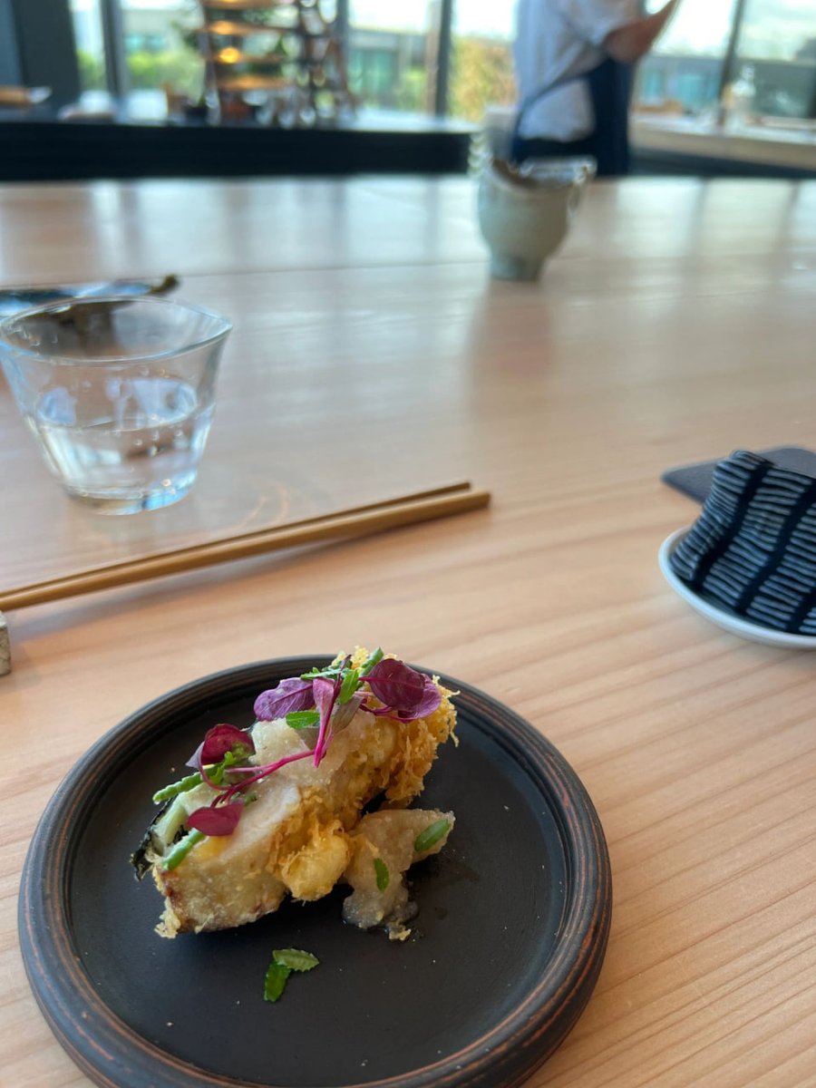 The dishes are carefully prepared for the taste, and when you eat them, it's like you've arrived in Japan😋