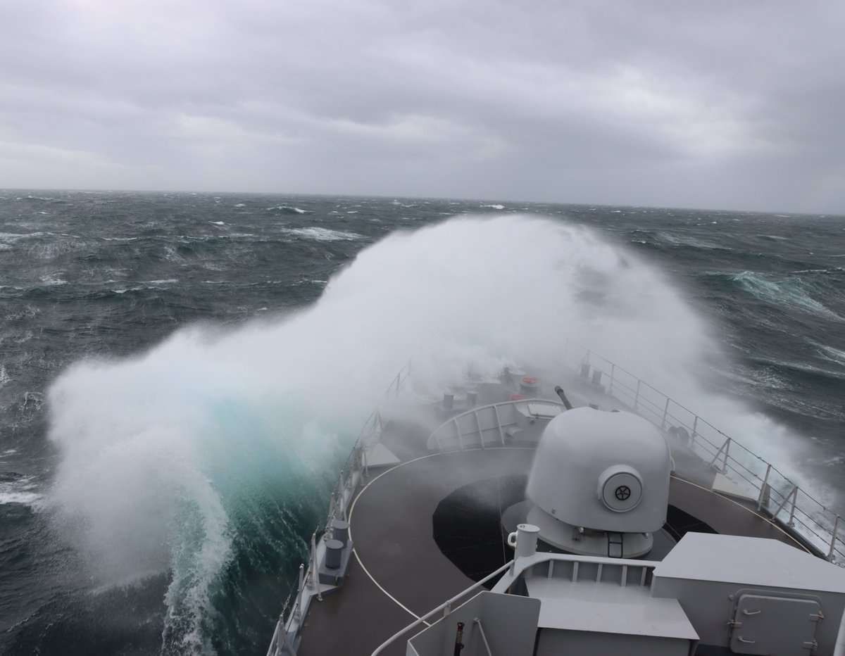 ComdF931LOMA's tweet photo. F931 Louise-Marie is out at sea again, participating in deployment Autumn Archer 23 with HNLMS Van Amstel (@wilco_faber) and HNLMS De Zeven Provinciën (@JasperBol) @COM_NLMARFOR
#challengingweather https://t.co/r1IxtWUEqS
