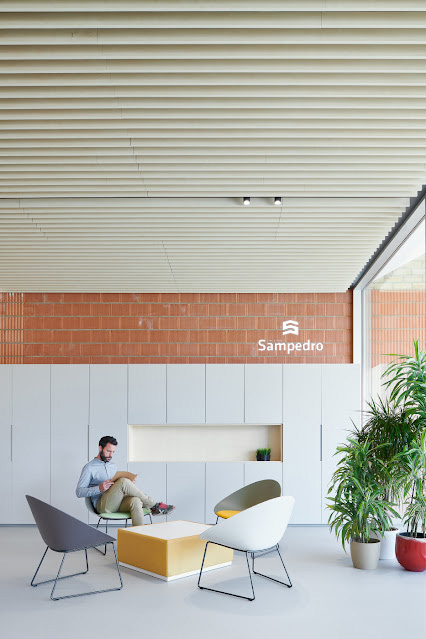 cersampedro's tweet photo. En el nº 90 del boletín de @Hispalyt El estudio de arquitectura #tangram_arquitectura ha rehabilitado una antigua nave industrial para convertirla en unas modernas oficinas para la empresa #78SeventyEight, utilizando el bloque cerámico #ECOrec® Sampedro.

https://t.co/Onz0M1Iets https://t.co/AqhjEwfHA8