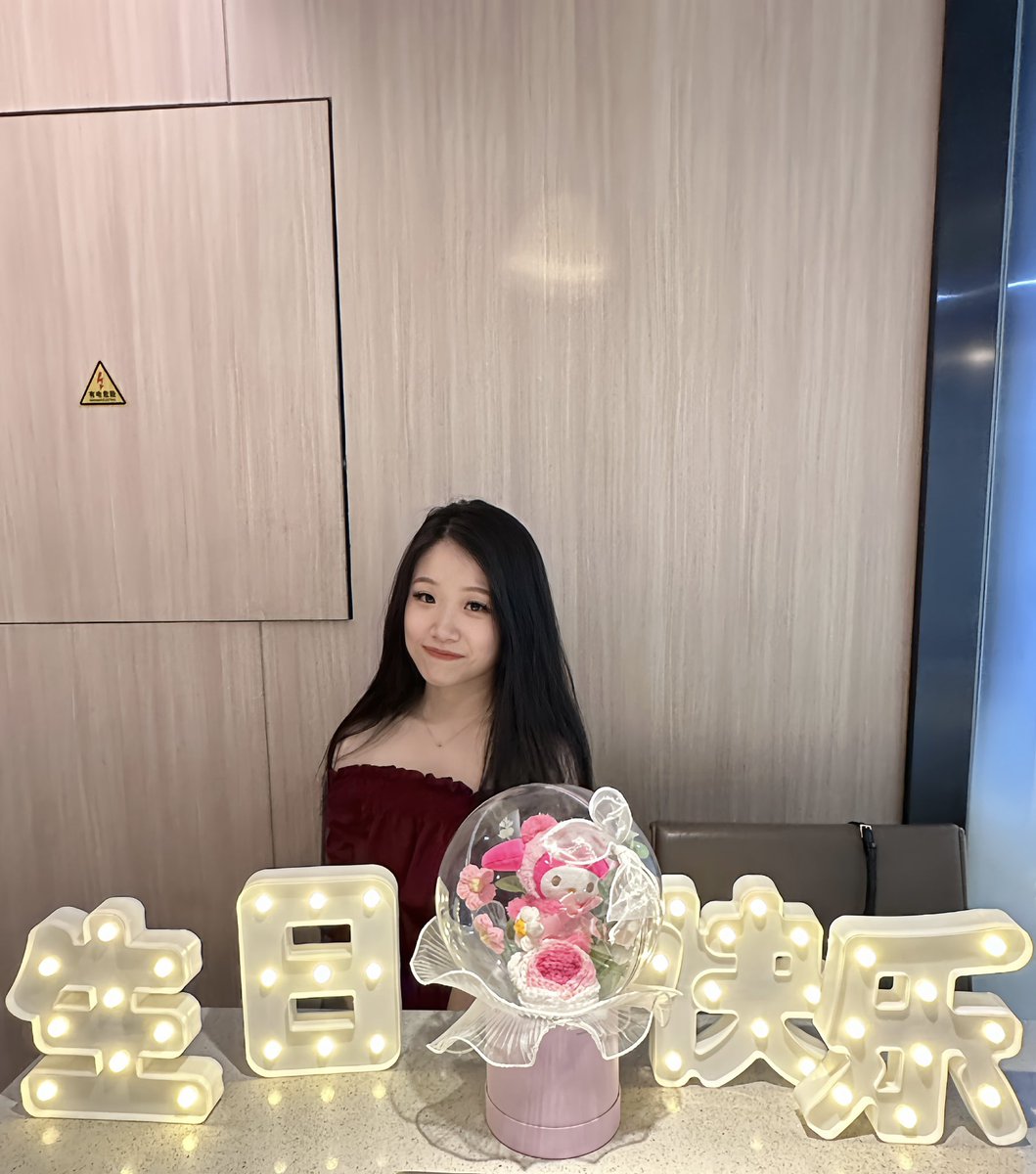 jenny 🌻 tweet media