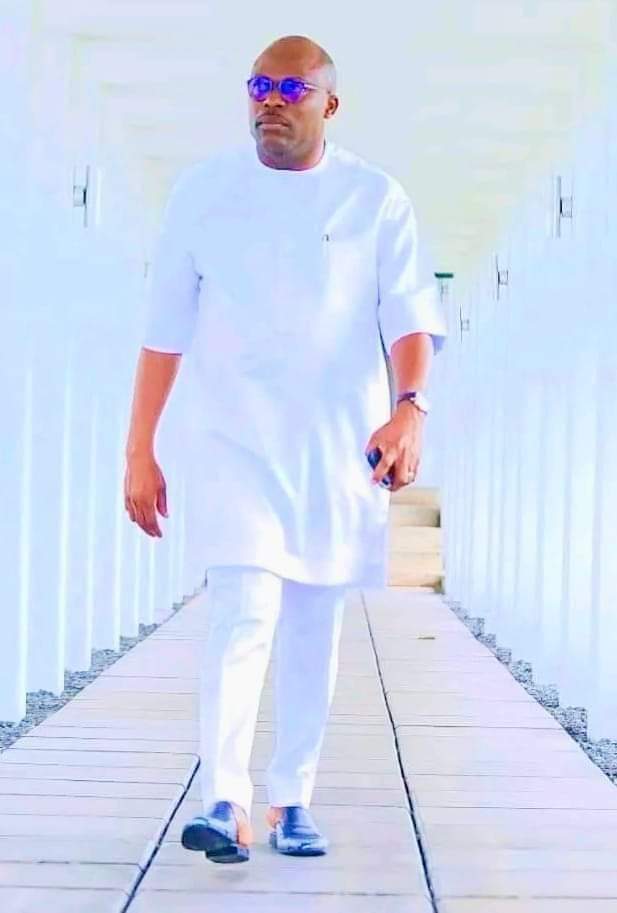 Gbalosky_jajo's tweet image. Silent achievers crush their goals but stay low key about it. 

Men of such a way are Rare breed.

#TheWorkingSim