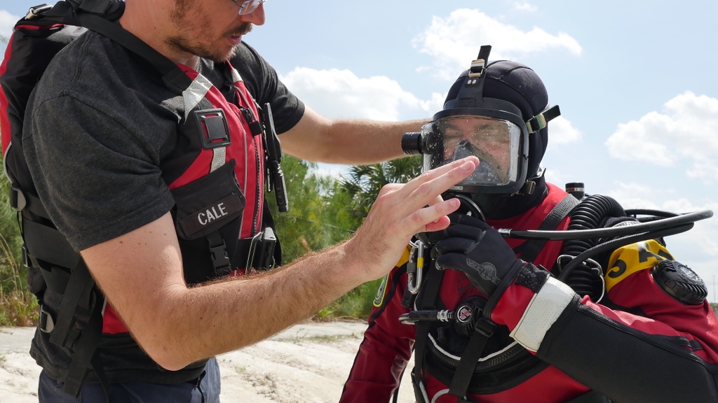 Safety should always be the number one goal and the first step to safety is doing everything you can to prevent a problem. That’s where checklists come in, specifically pre-dive checklists. 
Learn more about what your dive team should go over.
tdisdi.com/erdi-news/the-…

#erdidivers