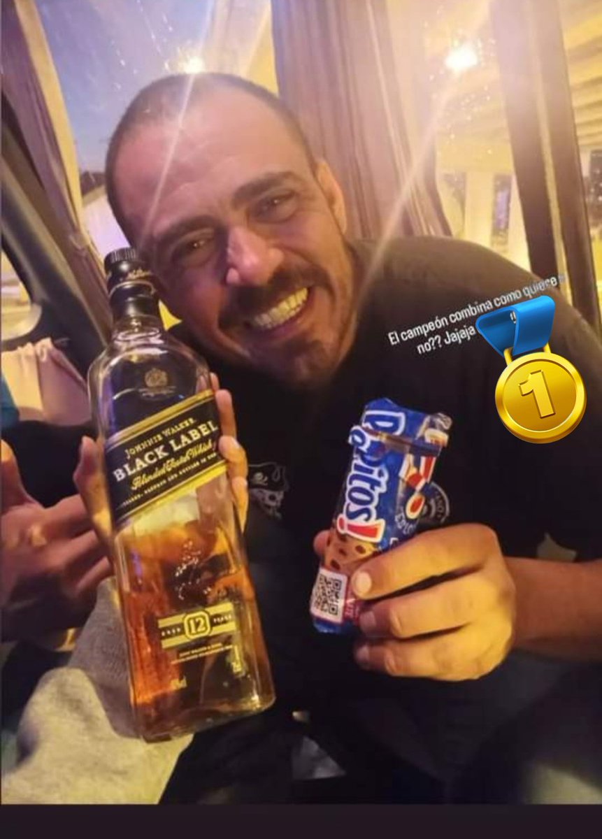 keki_cab's tweet photo. Si pudiera volver a sonreír asi, q viaje...... https://t.co/Xs5Ujx1Z4l