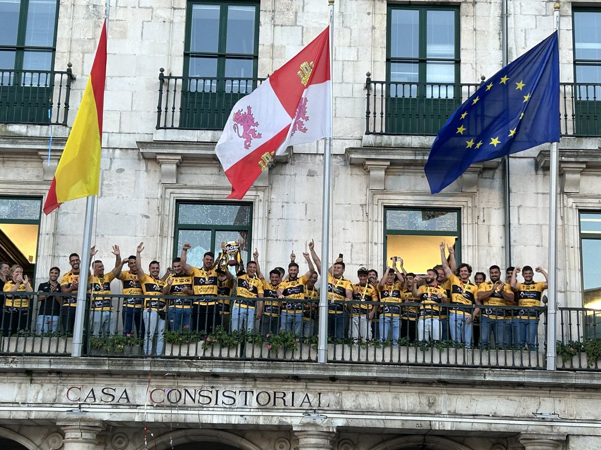 Supercampeones!!!! 🏉<a href="/RugbyAparejos/">Recoletas Burgos 2031 - Caja Rural</a> 👏👏