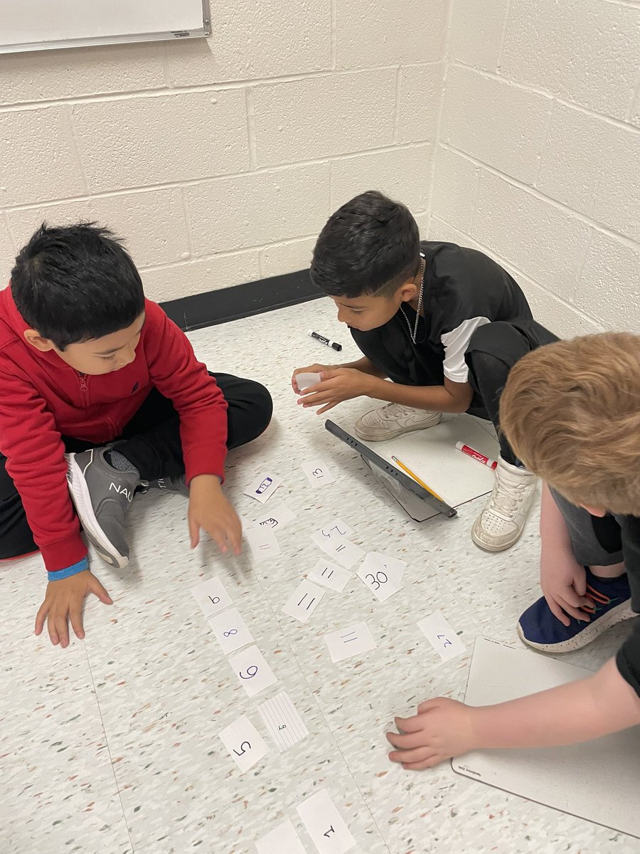 Mrs. McGinnis tweet media