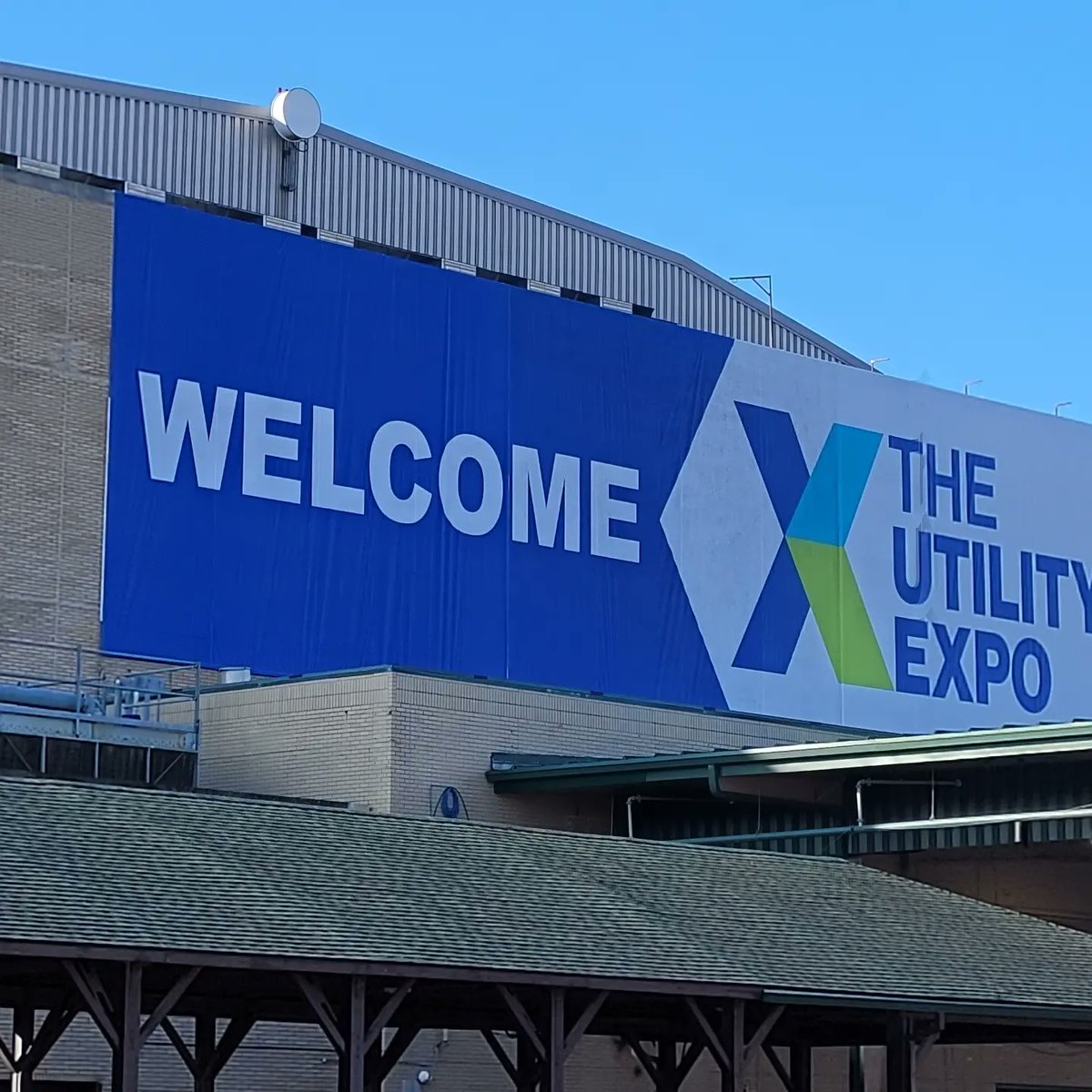 Tireboss's tweet photo. Come see Ray and Albert today, tomorrow and Thursday in booth EH2237 at the 2023 Utility Expo!
This is one you do not want to miss.
.
.
.
#UtilityExpo #Conference #Tireboss #KeepsYouMoving #Sand #Mud #Snow https://t.co/TailuwGFvM