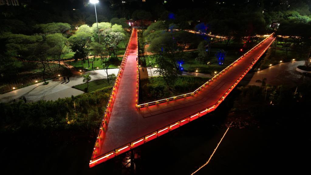 MissionTG's tweet photo. 🏞️ #Hyderabad gets another attractive addition!

🔹Minister Talasani Srinivas Yadav inaugurated the Lakefront Park on Necklace Road adjacent to Jalavihar

🔹The park has two board walks (500 metres) with cantilever projecting over the Hussain Sagar lake 

🔹Spread over 10 acres, this park is developed by the HMDA

🔹The park will open to the public from 5:30 AM to 11:30 PM at the entry cost of Rs. 10 for children , Rs. 50 for adults, and Rs. 100 per month for morning walkers
