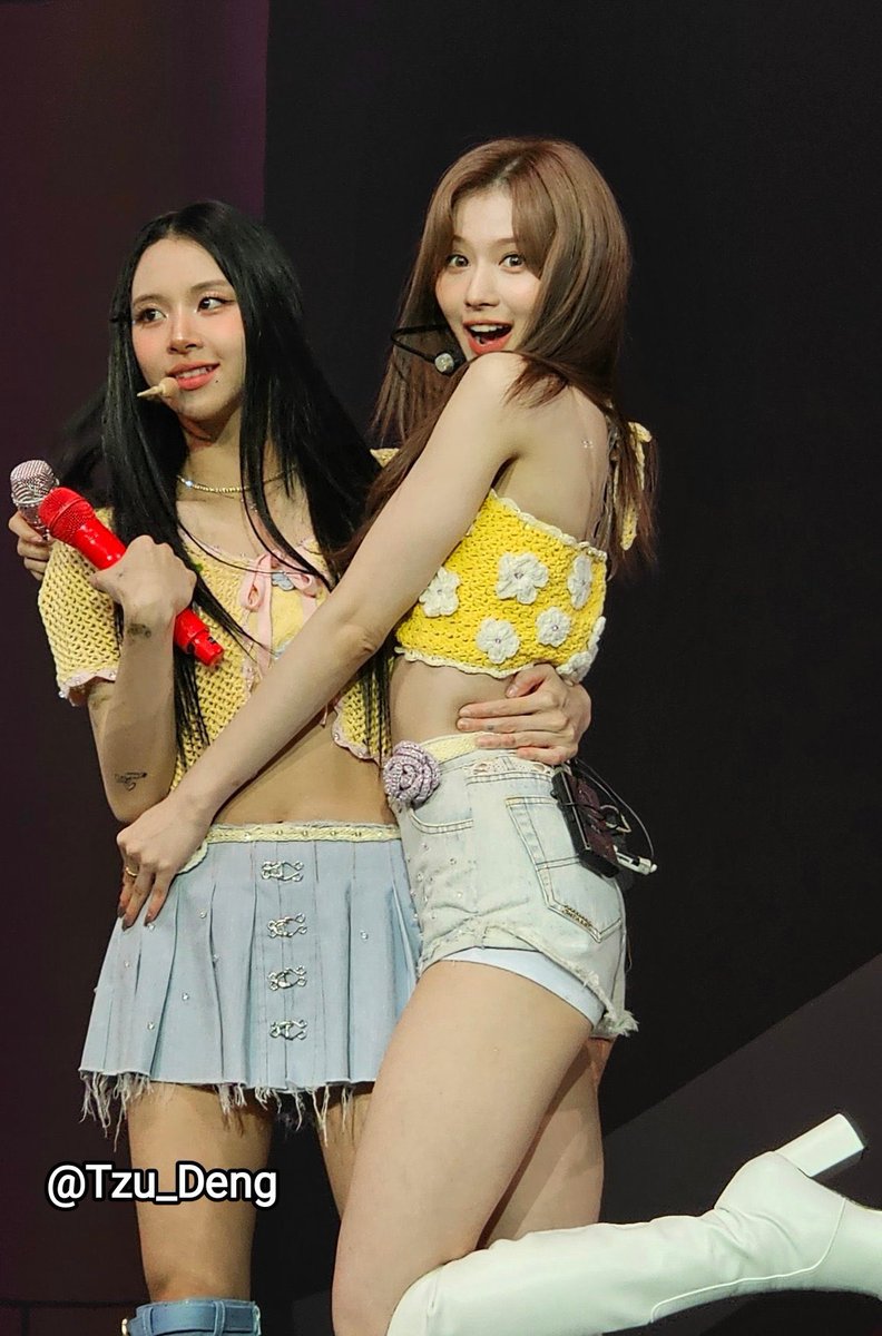 sachaengloops's tweet photo. tzu_deng https://t.co/cON3tldF2f