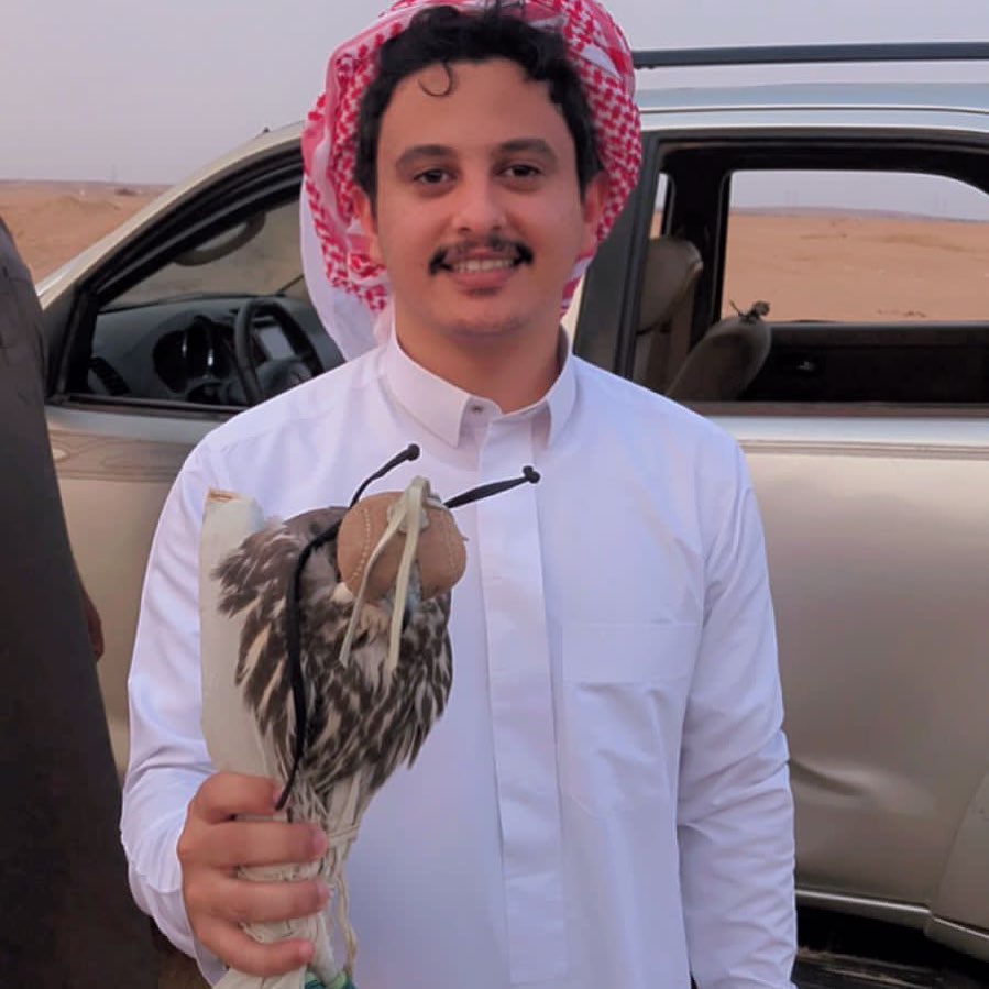 صياد الصقور tweet media