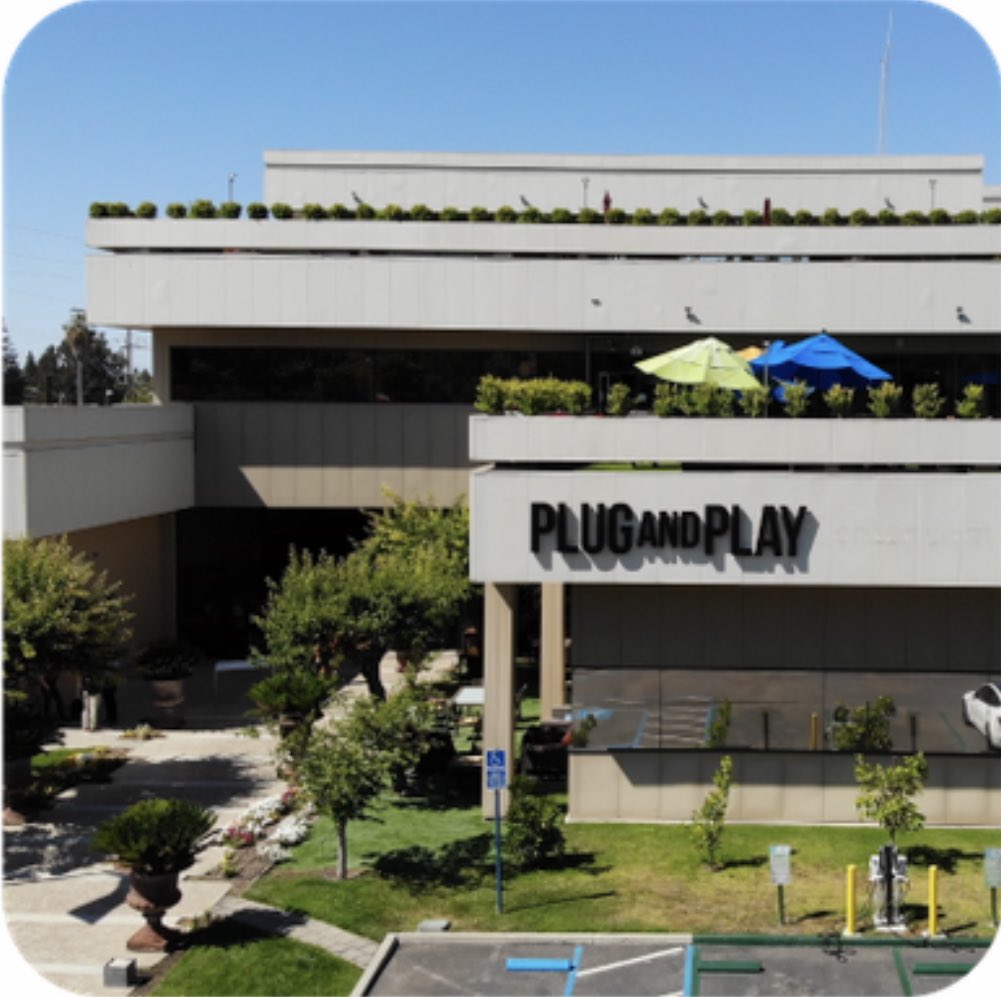 Why did PNP invest in <a href="/showroom/">Showroom</a>?

They know the space cold. PNP was an original backer of a search company you know well…Google.

They now have some of the largest global commerce giants as LP’s in their growth fund:

- Phillips-Van Heusen $PVH (who owns brands like Calvin Klein