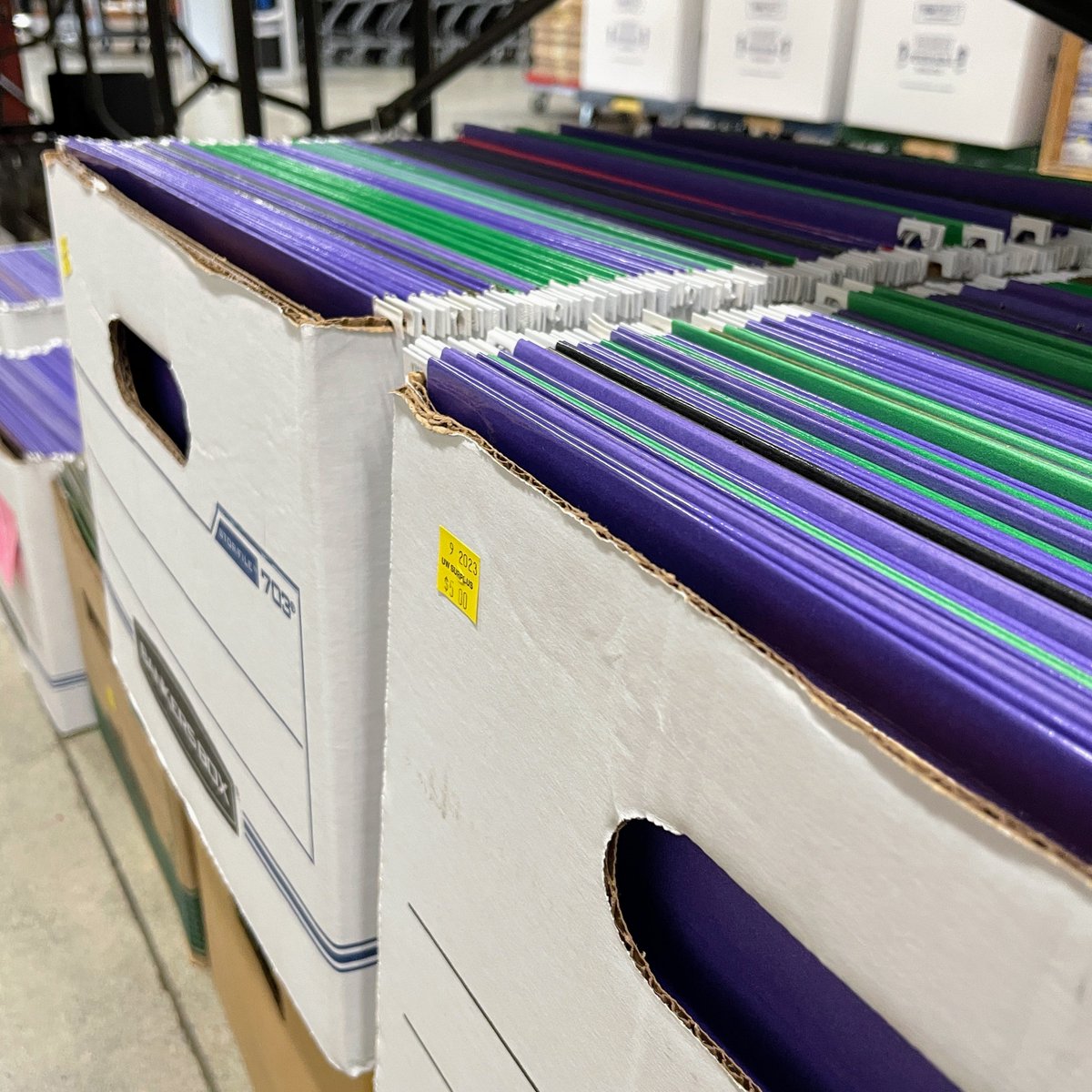 UWSurplus's tweet photo. The Public Store is open from 10-4 today!

This week, we've got a whole heap of office and school supplies at unreal prices. Binders are $0.25, organizers and supplies start at just $0.50, and you can snag a whole box of hanging file folders for only $5.00. Don't miss out! https://t.co/8VAfGhpKyQ