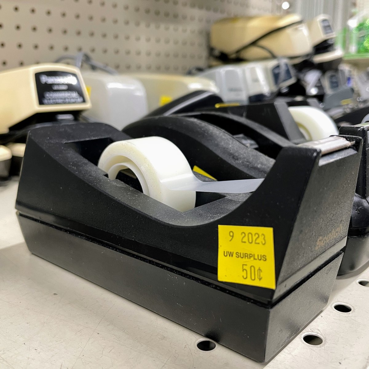 UWSurplus's tweet photo. The Public Store is open from 10-4 today!

This week, we've got a whole heap of office and school supplies at unreal prices. Binders are $0.25, organizers and supplies start at just $0.50, and you can snag a whole box of hanging file folders for only $5.00. Don't miss out! https://t.co/8VAfGhpKyQ