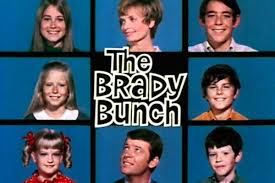 TVTango's tweet photo. 📺Today TV History: THE BRADY BUNCH #BradyBunch Premiered 1969 ABC Starring #FlorenceHenderson #RobertReed @MoMcCormick7 @MrBarryWilliams @Therealeveplumb @CKnightBrands #SusanOlsen #MikeLookinland #AnnBDavis About https://t.co/zcmr0rtlk7 https://t.co/7zJC2nP0y9