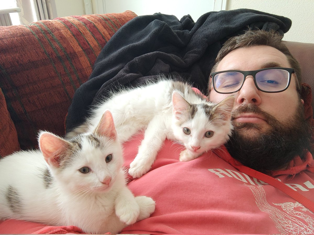 sovayell's tweet image. Came back to this pisshell to show off my 2 sons