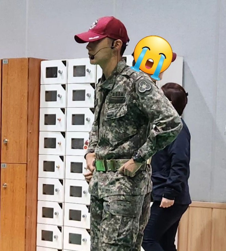 헐 ㅠㅠ 정호석 조교님 진짜 미쳤다 ㅠㅠ
아 손떨려 ㅠㅠ
#JHOPE