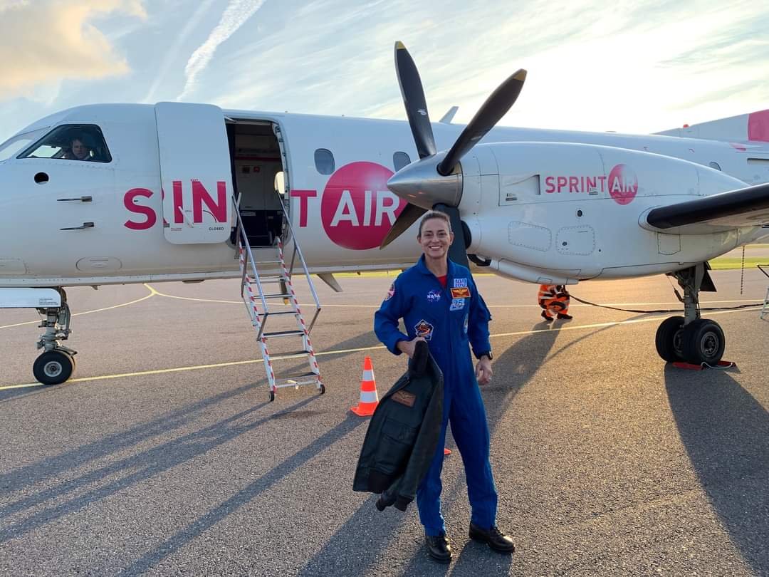 tarmoseliste's tweet photo. Unustage BSH! Täna külastas Hiiumaad tõeline rakettnaine Nicole Aunapu Mann, kes on esimene naissoost põlisameeriklane ja esimene 🇪🇪 juurtega astronaut, kes sai eelmisel aastal võimaluse juhtida NASA missiooni rahvusvahelisse kosmosejaama. 
 
Fotod: @USEmbTallinn (Facebook) https://t.co/BuGba2T5mx