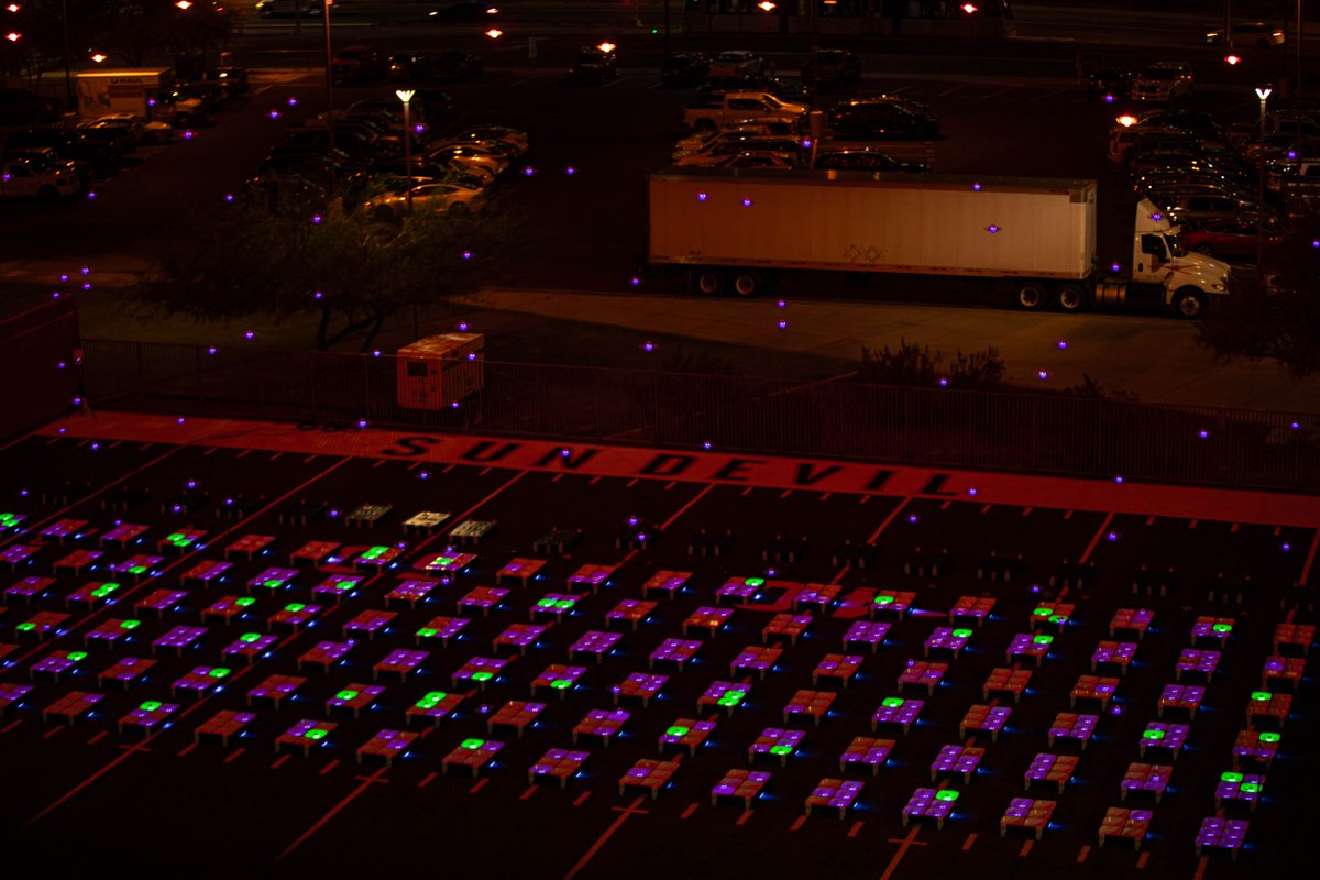 600 drones lit up the sky during @sundevilfb's halftime show on Saturday! This mesmerizing show was created by @asuherberger students and Associate Professor Ana Herruzo — here's how: ow.ly/x22c50PPtwN
