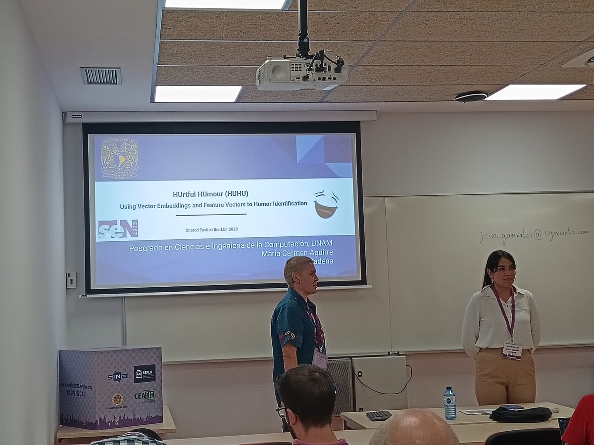 sepln's tweet photo. 📢 Finalizamos con Mari Carmen Aguirre y Ángel Cadena de la universidad @UNAM_MX que nos presentan su participación en HUHU “Using Vector Embeddings and Feature Vectors to Humor Identification”

#sepln2023 #iberlef2023 https://t.co/fUacmHMXLn