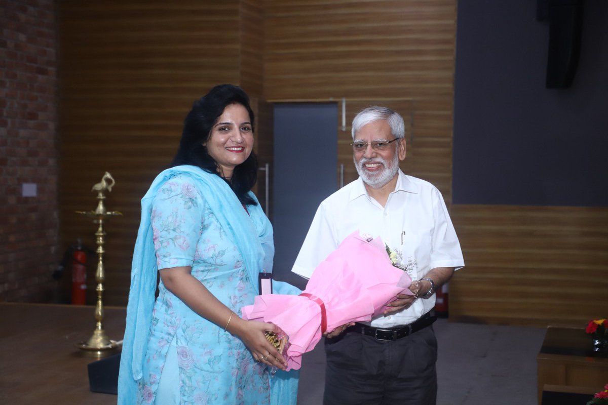 GoreaRK's tweet photo. Delivered a keynote address “ Gaps in the Practice of Forensic Nursing in India “ at Chandigarh University alongwith Dr Yogender Bansal. Dr Davinder Singh Pro VC was the chief guest. Dr Kanika Principal Nursing College &amp; Dr Tina Sharma of Forensic Science organised the conference https://t.co/3Q2aqoHLQk