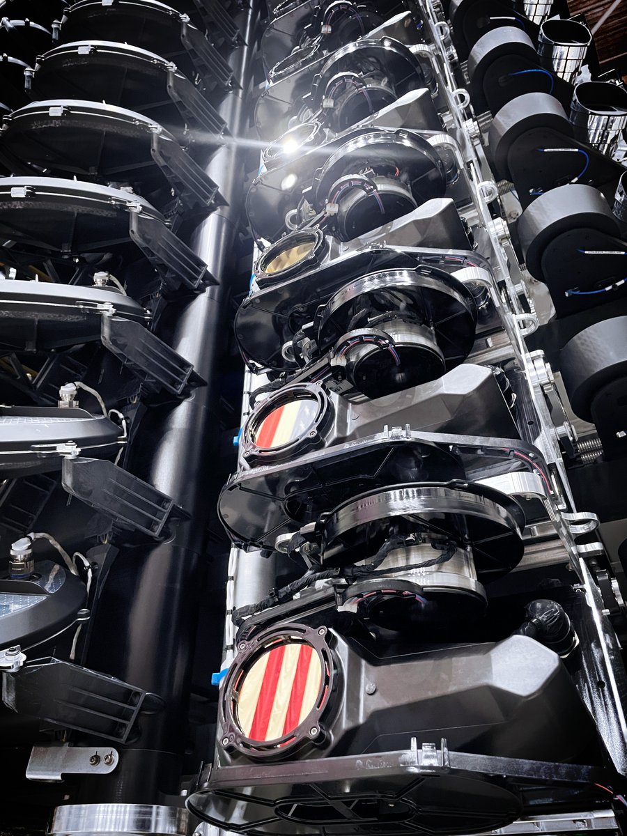 Starlink's tweet image. Our next generation Starlink optical space lasers (pew pew!) were launched to orbit on Monday 🛰️🌎