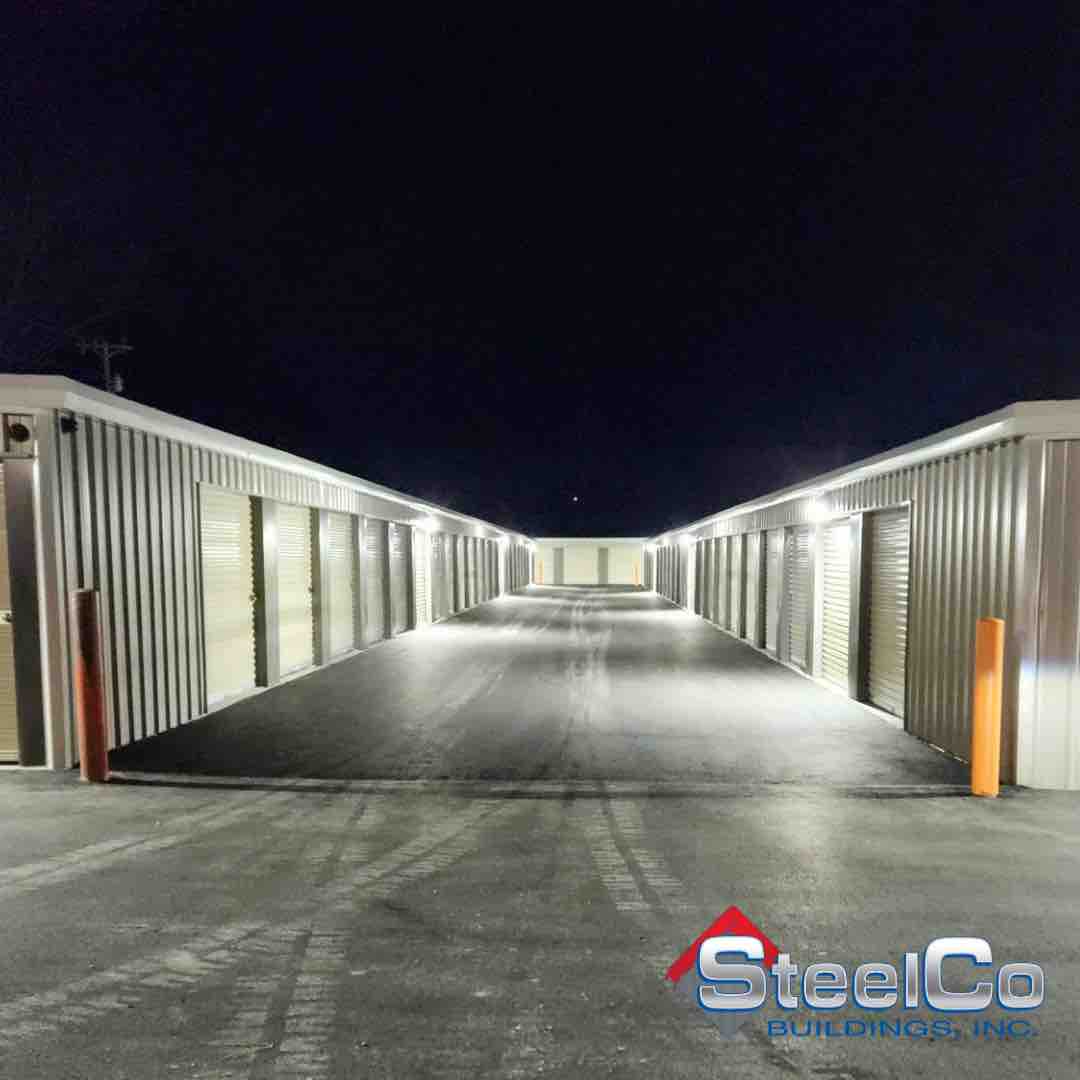 SteelCoBldgs's tweet image. We’re thrilled to be a part of the journey as our materials contribute to the construction of this brand-new self-storage facility. Our commitment to quality is reflected in the competitive prices and swift lead-times we offer. 

#BuildingWithQuality #SelfStorageSupplier