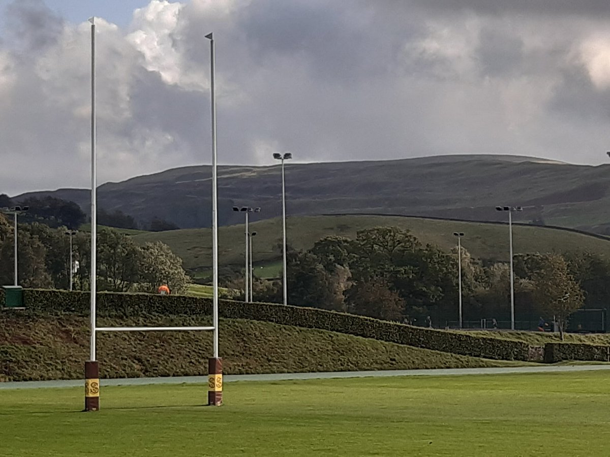 SQ_Rugby's tweet photo. Thanks for lovely afternoon watching training! made very welcome! @TheBrownSSFC #lotsoftalent #scottishqualifed @SaleSharksAcad @FalconsRugby @NextGenXV https://t.co/ULGQbuTVvN