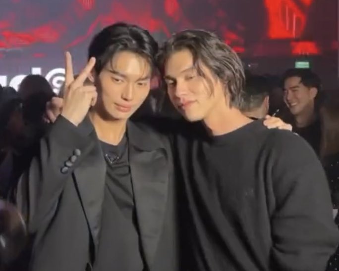 🍊꙳✿ •◡̎• จีจี้ภภ ft.โก๋1โก๋2ᨦω ✿꙳ 🍊 tweet media